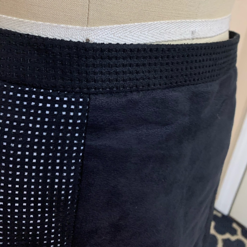 0319 Worthington Black Faux Suede Perforated Mini - Picture 5 of 8